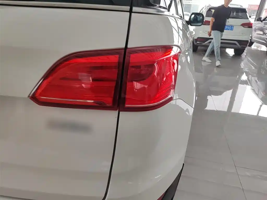 Haval H6 Coupe 2017 — фото 8