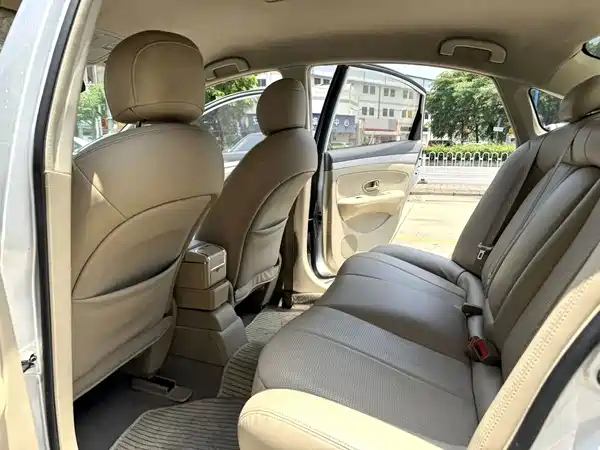 Nissan Sylphy 2014