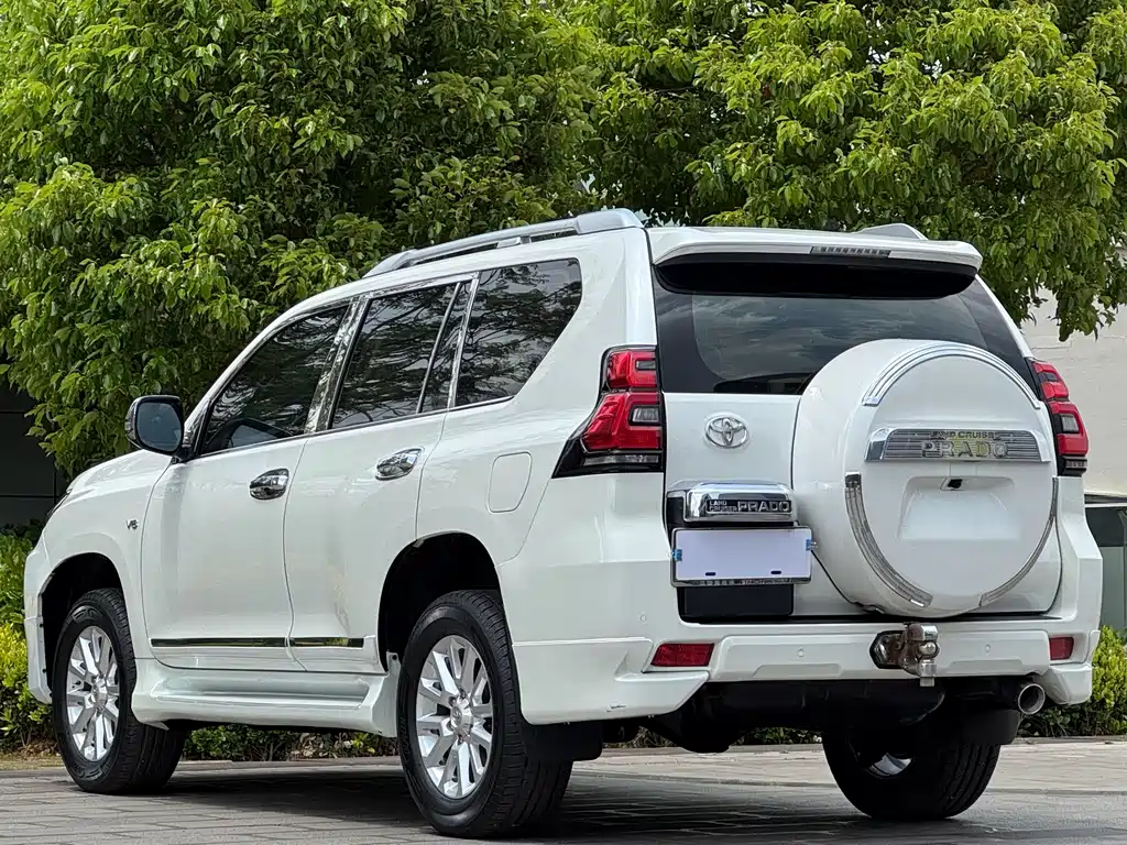 Toyota Prado 2018 — фото 5
