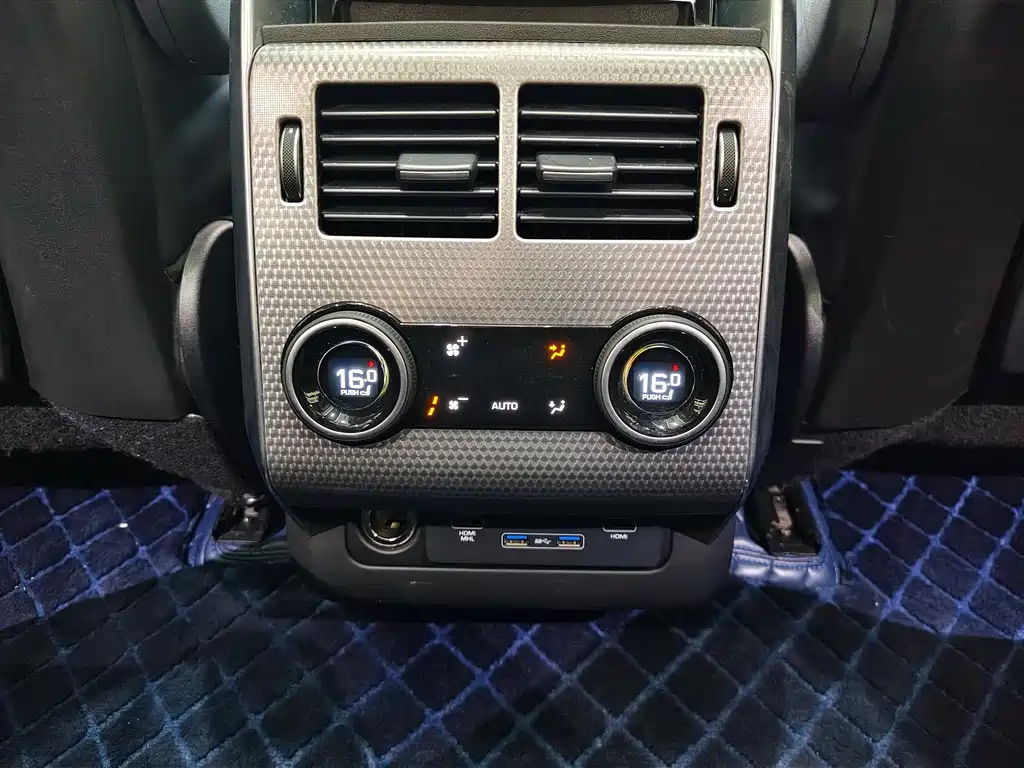 Land Rover Range Rover Sport 2020 — фото 14