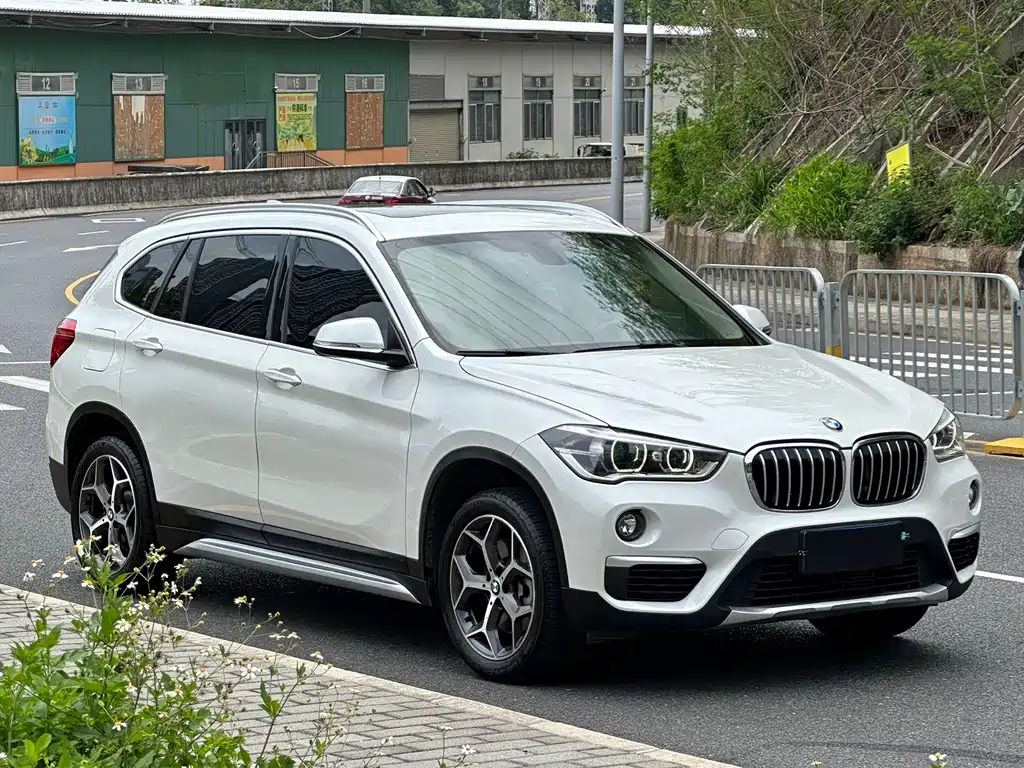 BMW X1 2018 — фото 3