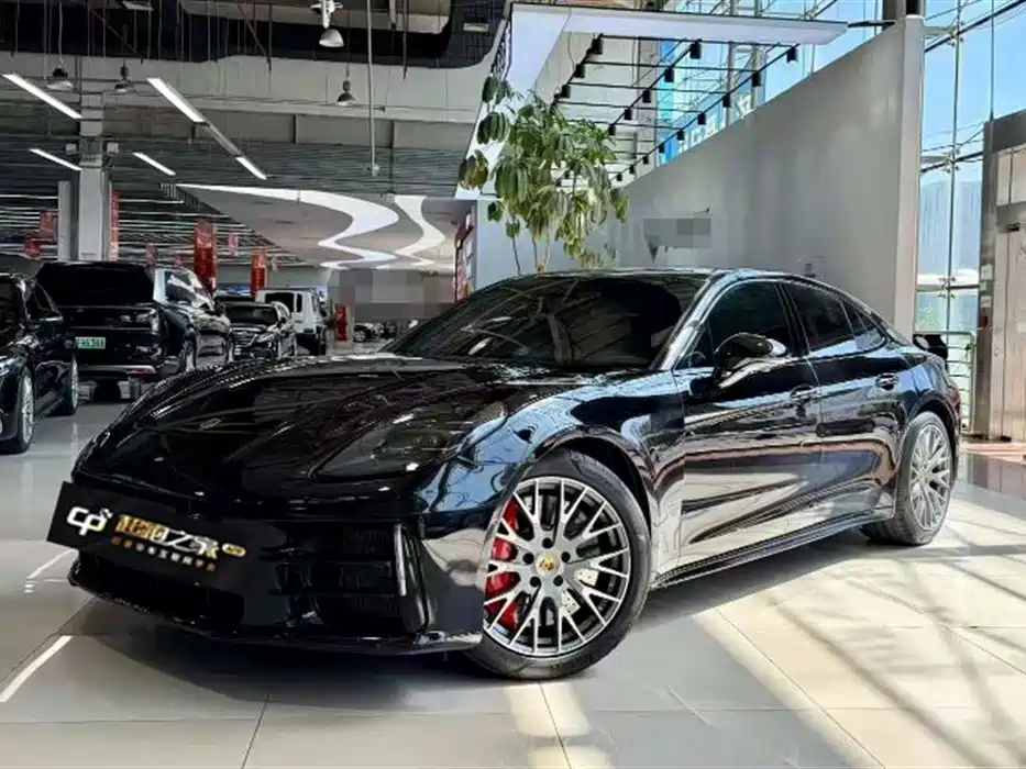 Porsche Panamera 2024