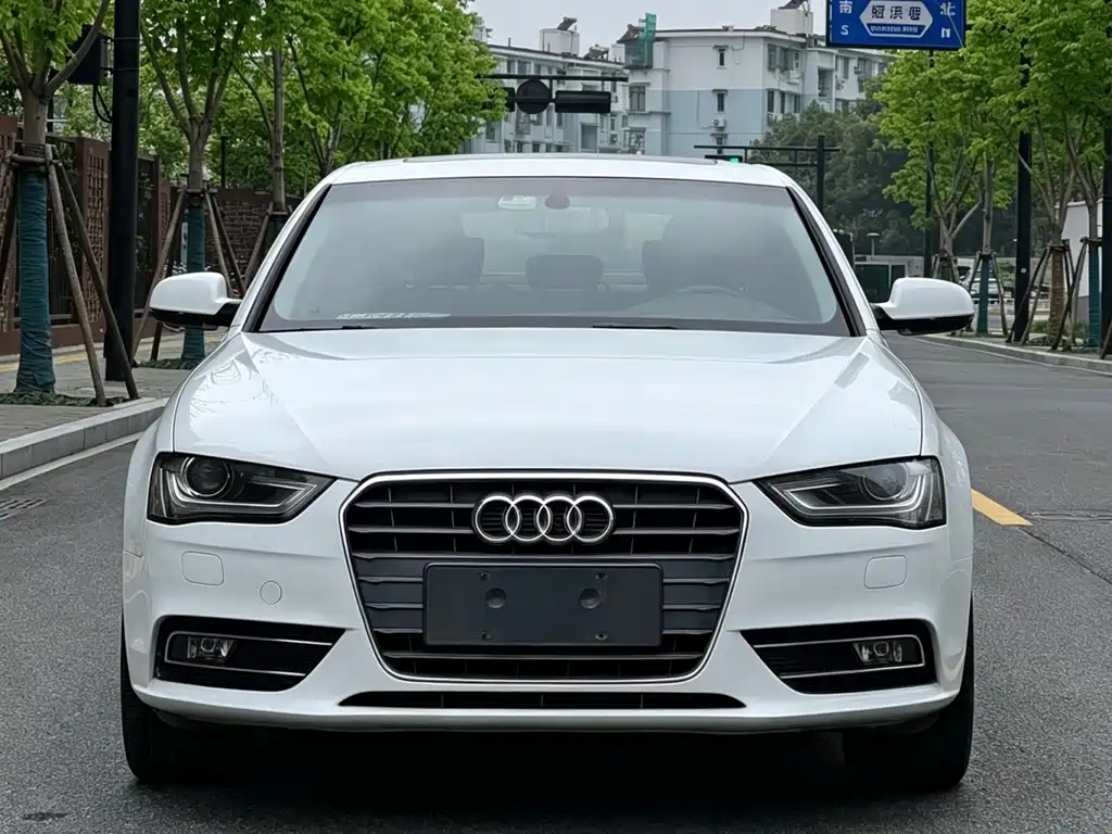 Audi A4L 2015 — фото 2