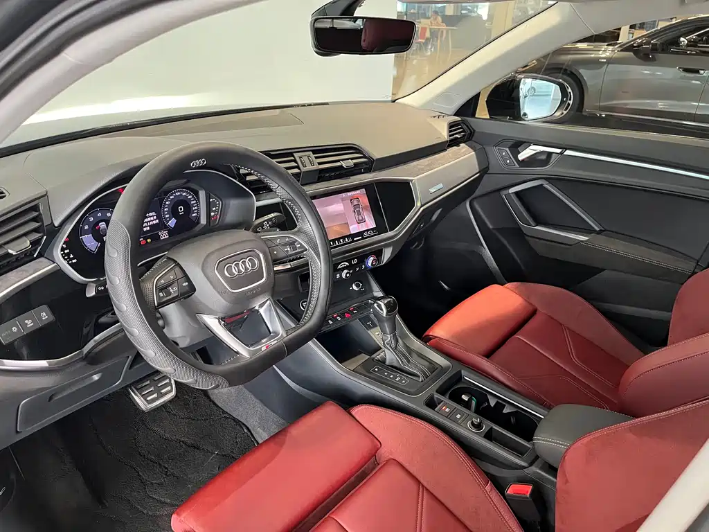 Audi Q3 Sportback 2021 — фото 14