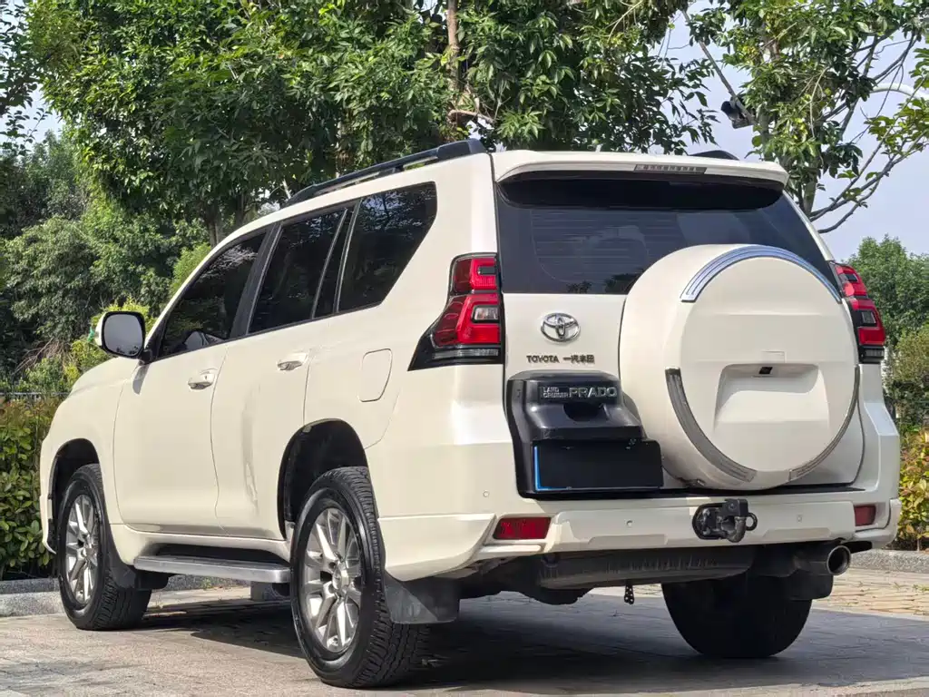 Toyota Prado 2019 — фото 5