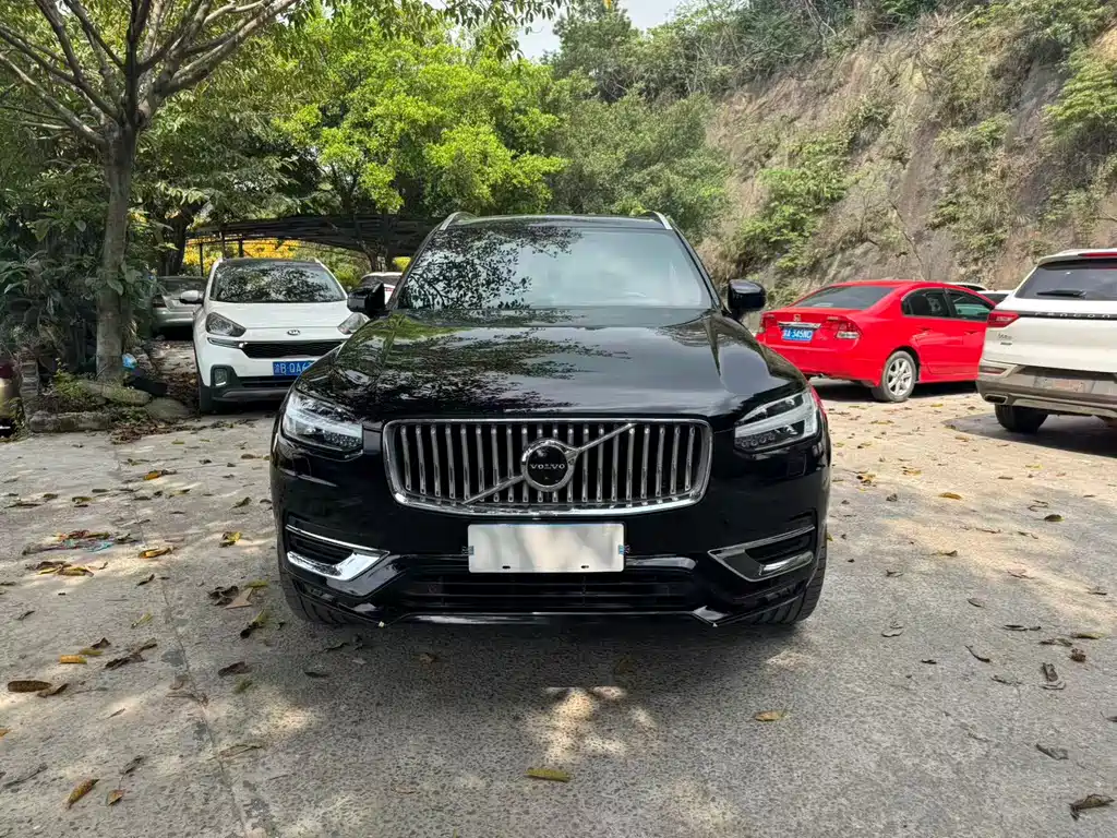 Volvo XC90 2022 — фото 2