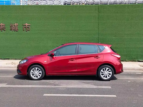 Nissan Tiida 2019