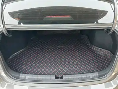 Geely Emgrand 2025