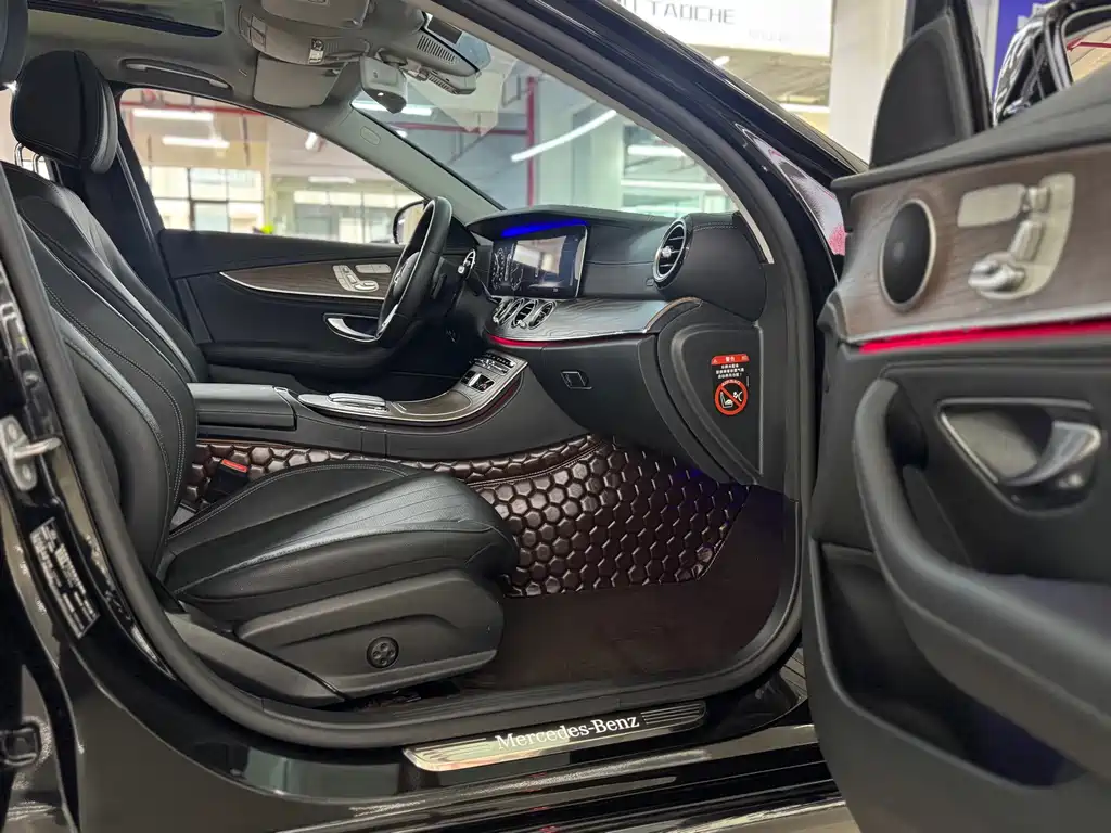 Mercedes-Benz E-Class 2020 — фото 9