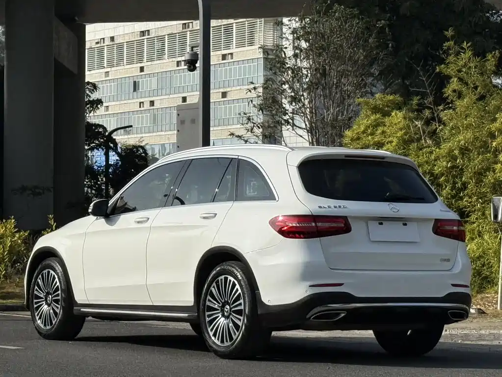 Mercedes-Benz GLC 2018 — фото 4
