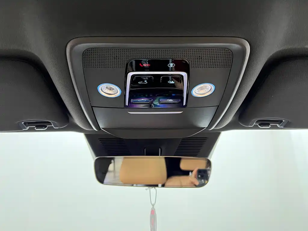 BYD Song L DM-i 2025 — фото 24