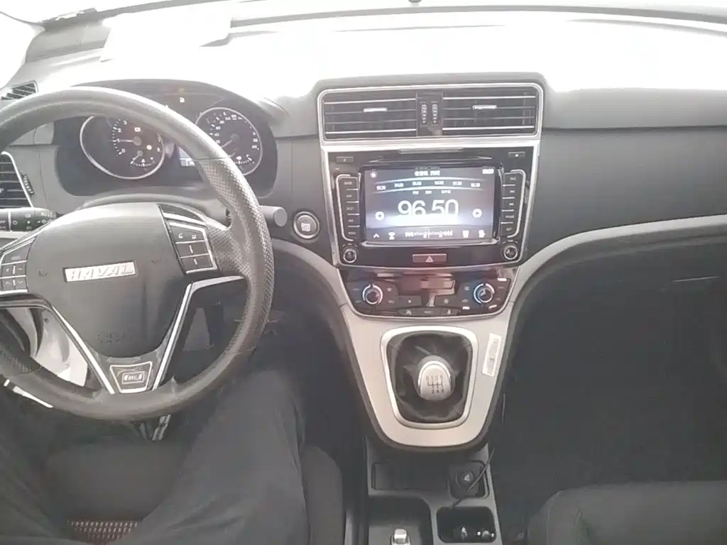 Haval M6 2017 — фото 10