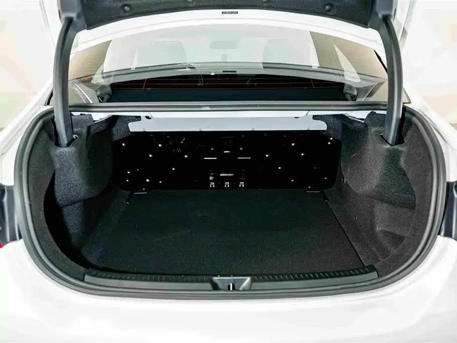 Mercedes-Benz A-Class 2024 — фото 23