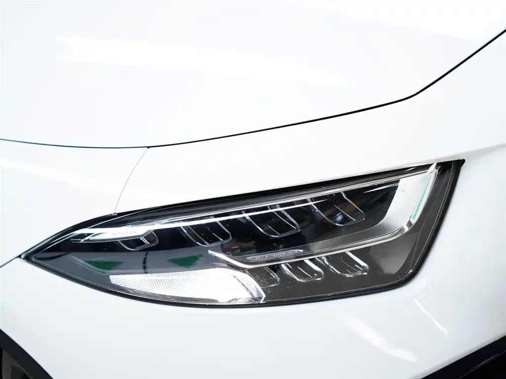 Mercedes-Benz CLS 2022 — фото 15