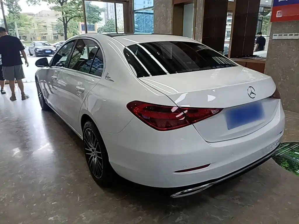 Mercedes-Benz C-Class 2023