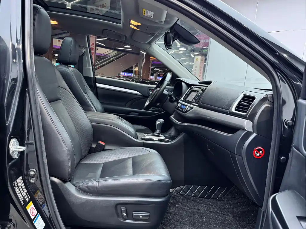 Toyota Highlander 2019 — фото 18