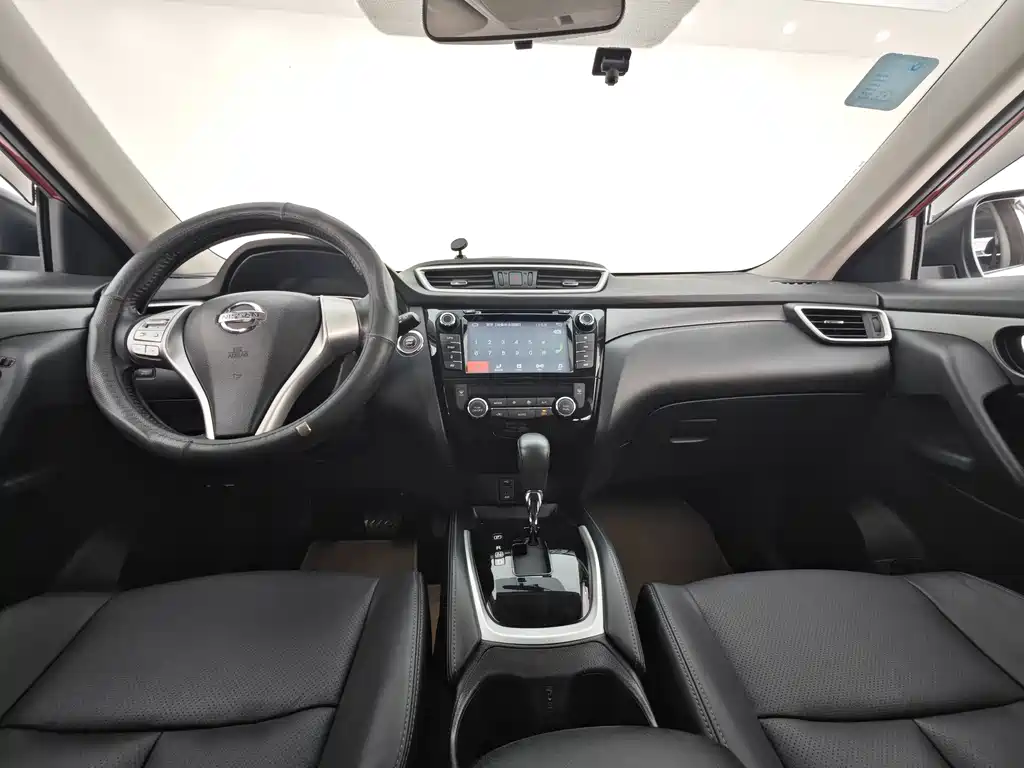 Nissan X-Trail 2015 — фото 9