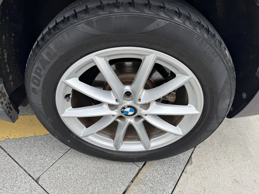 BMW X1 2016 — фото 15