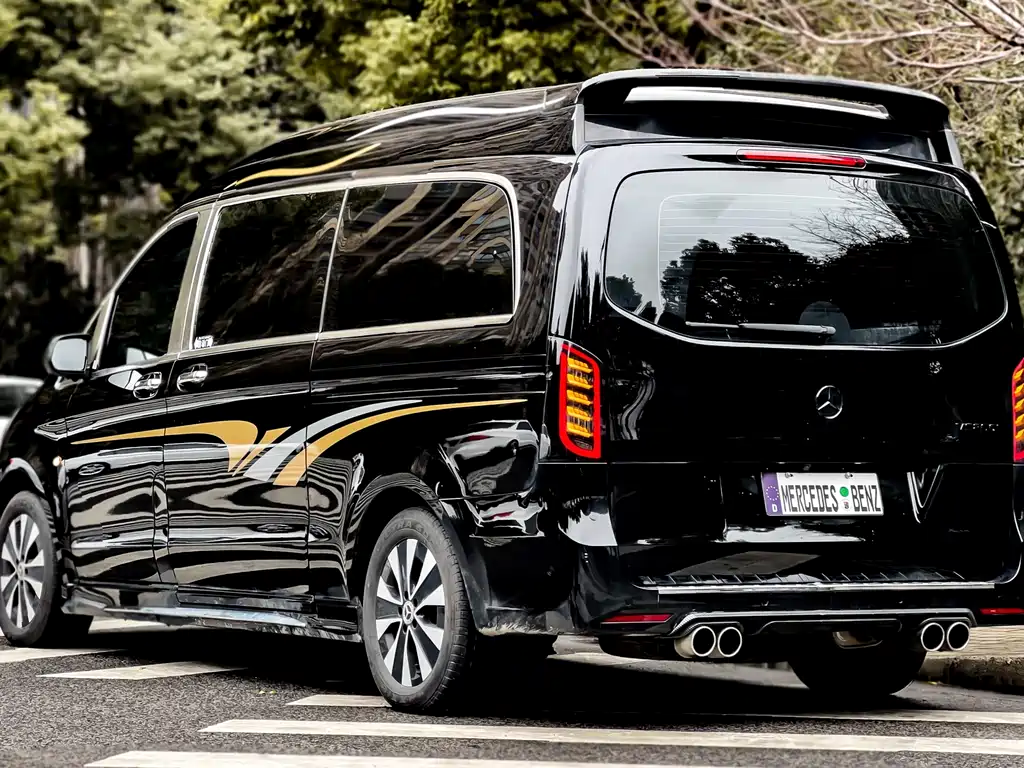 Mercedes-Benz Vito 2022 — фото 19
