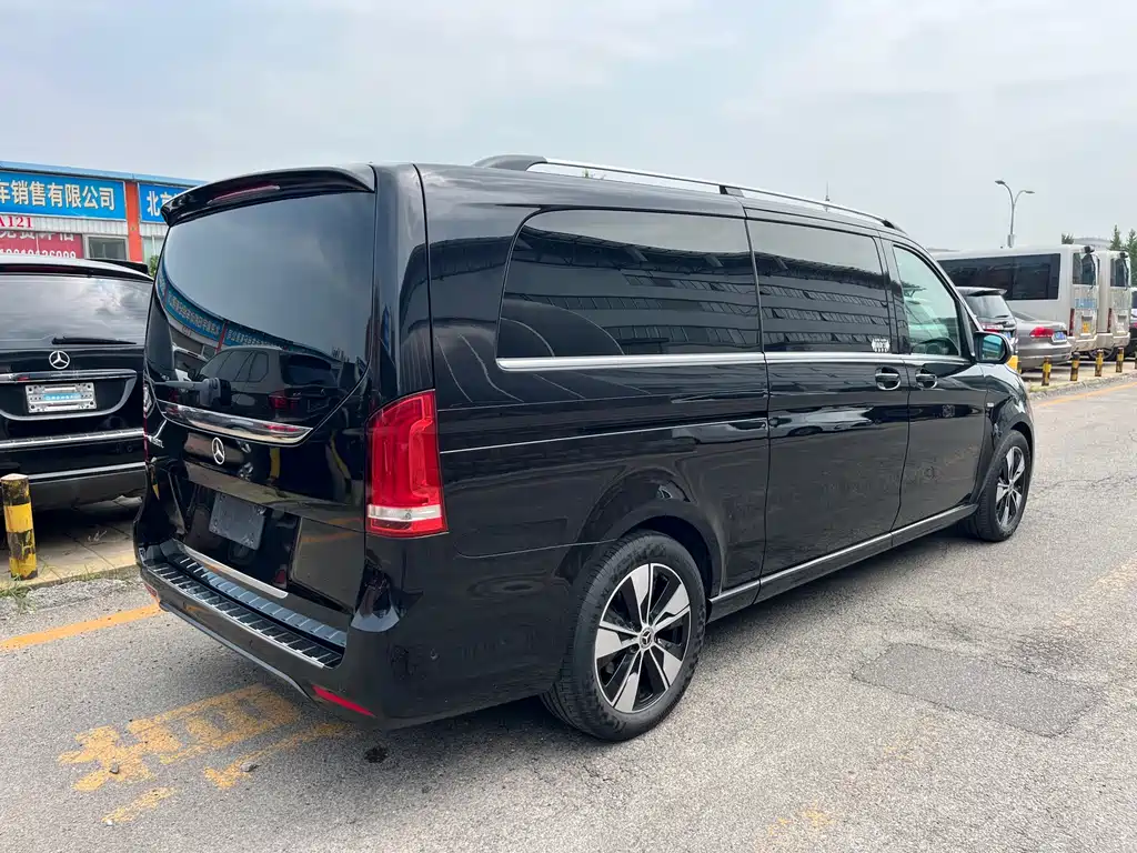 Mercedes-Benz V-Class 2020 — фото 4