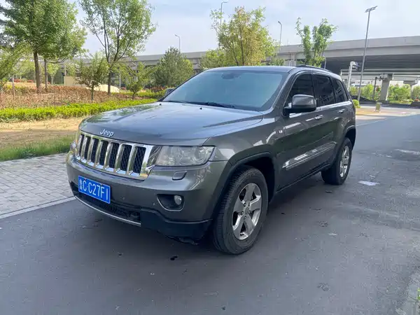Jeep Grand Cherokee 2013