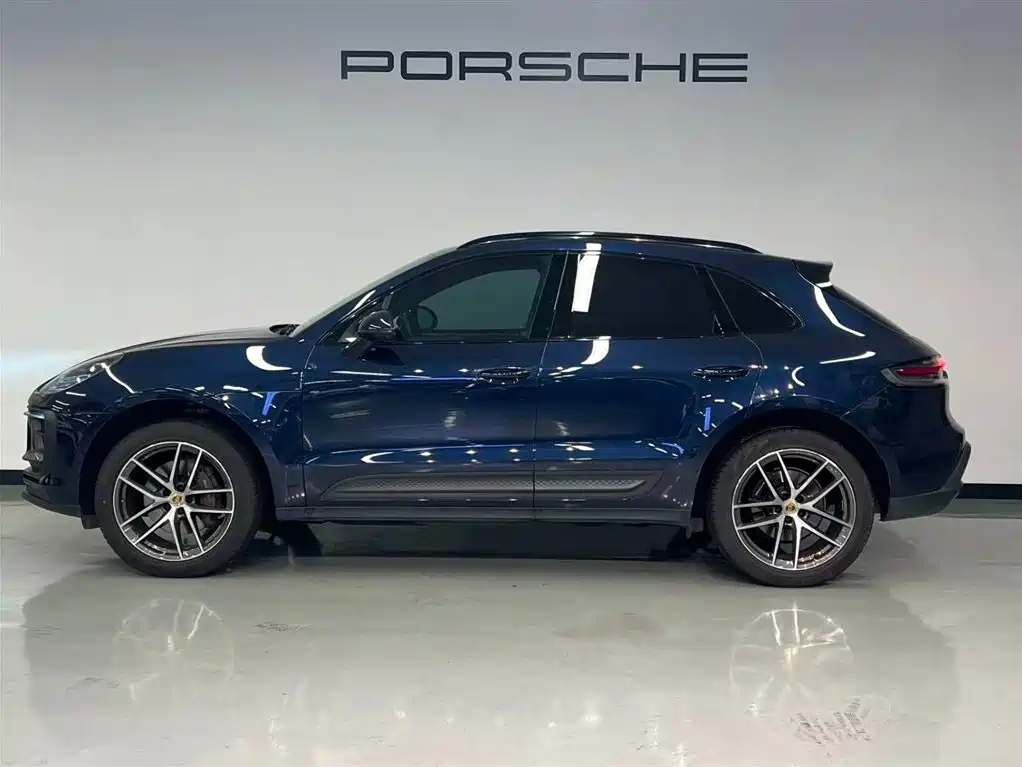 Porsche Macan 2023 — фото 3
