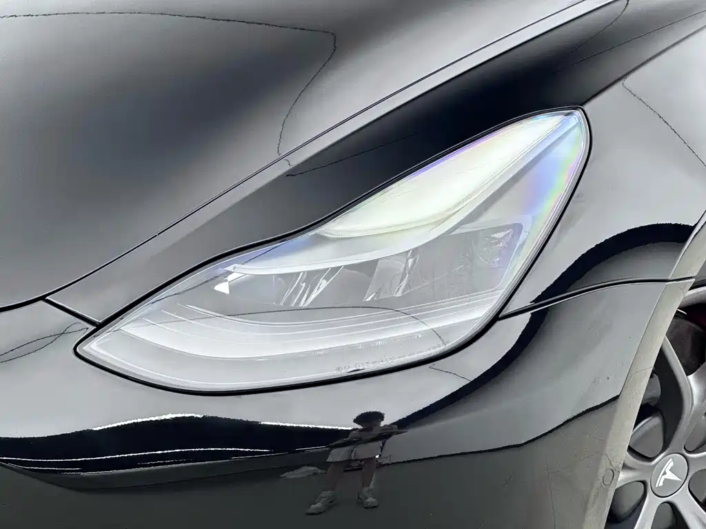 Tesla Model 3 2021 — фото 12