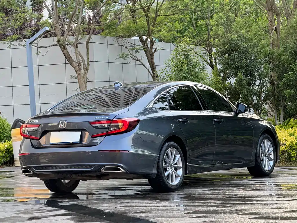 Honda Accord 2022 — фото 21