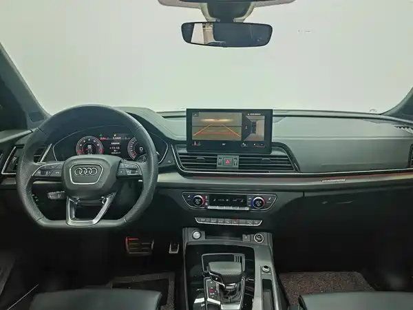 Audi Q5L 2024