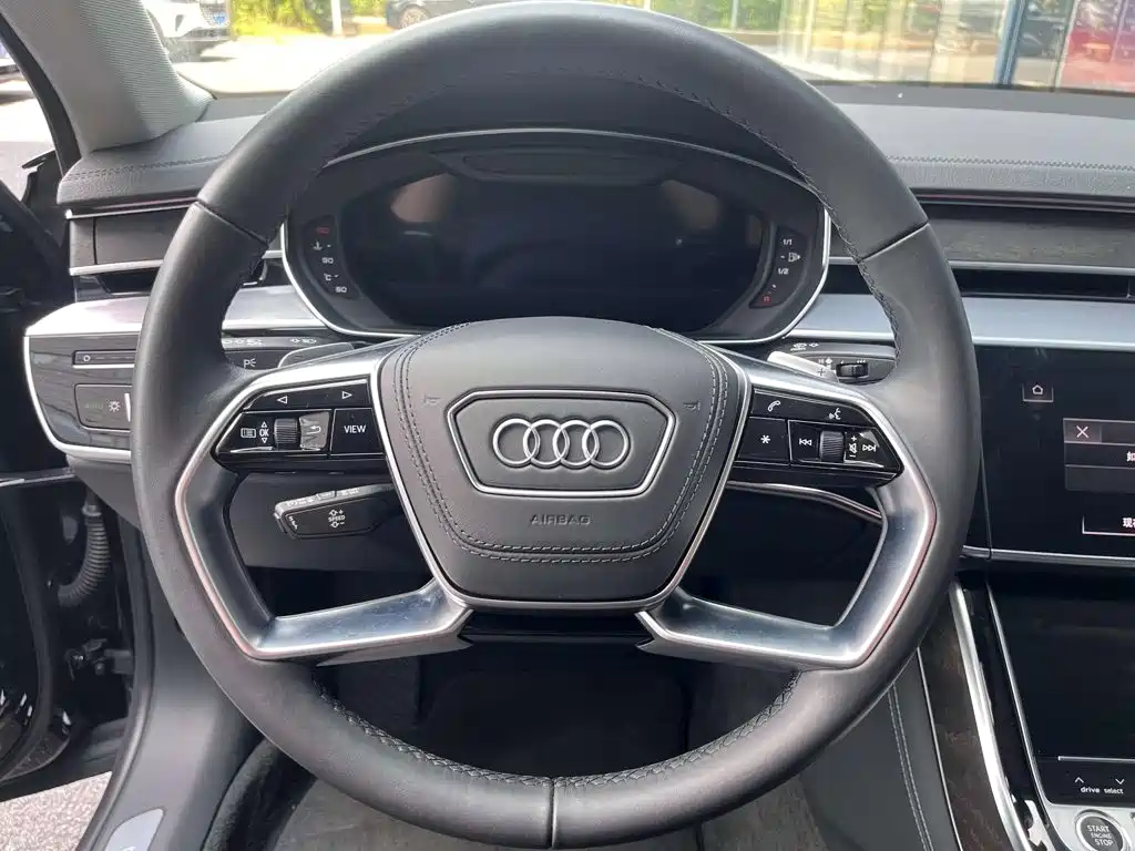 Audi A8 2025 — фото 11