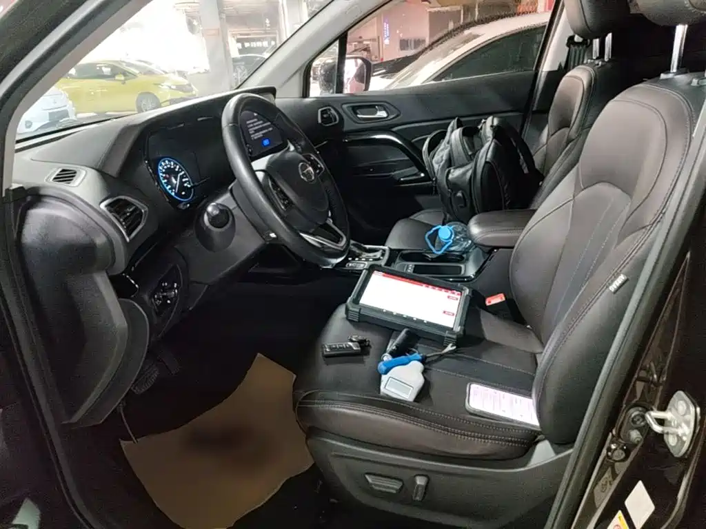 GAC Trumpchi GS4 2018 — фото 15