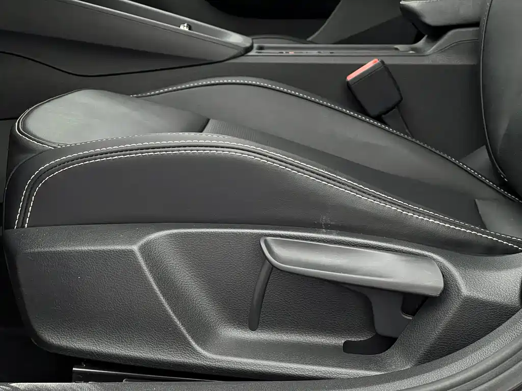 Skoda Octavia 2021 — фото 22