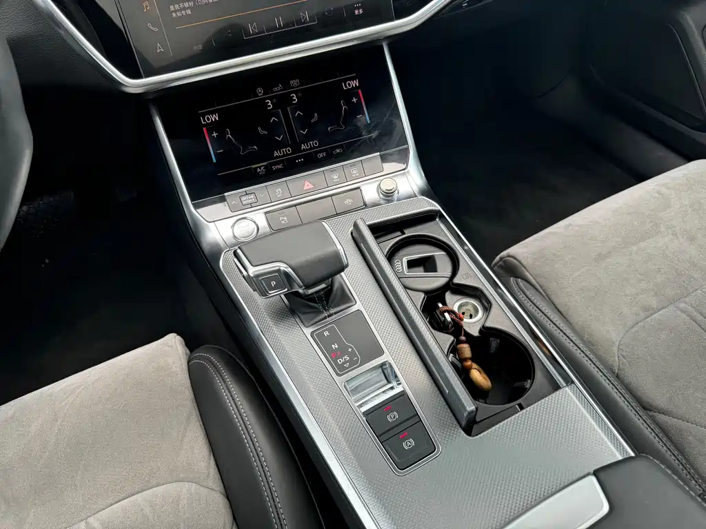 Audi A6L 2019 — фото 24
