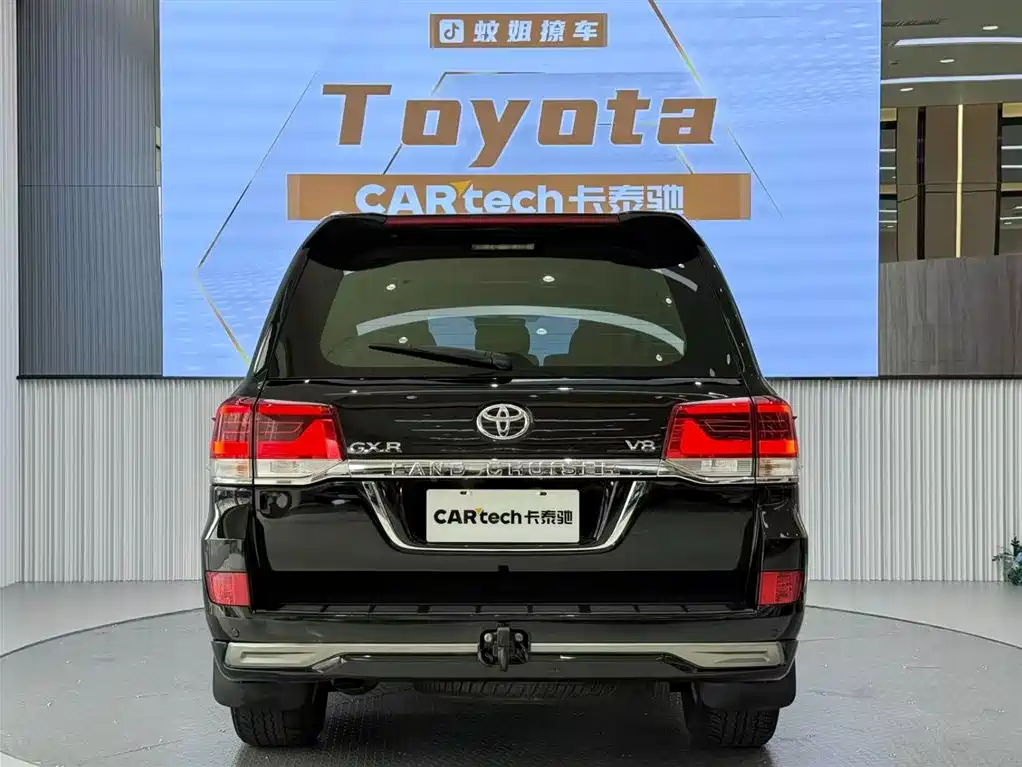 Toyota Land Cruiser 2019 — фото 5
