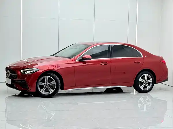 Mercedes-Benz C-Class 2022