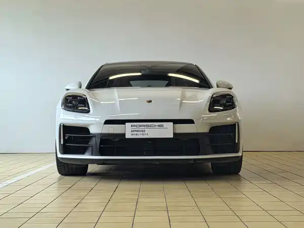 Porsche Panamera 2024