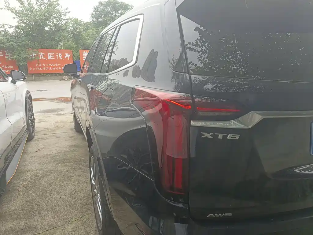 Cadillac XT6 2022 — фото 12