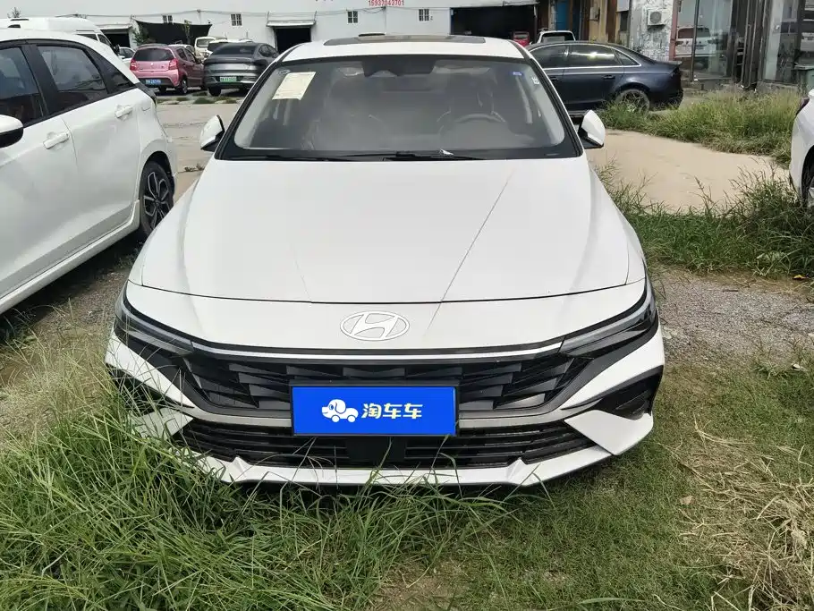 Hyundai Elantra 2026