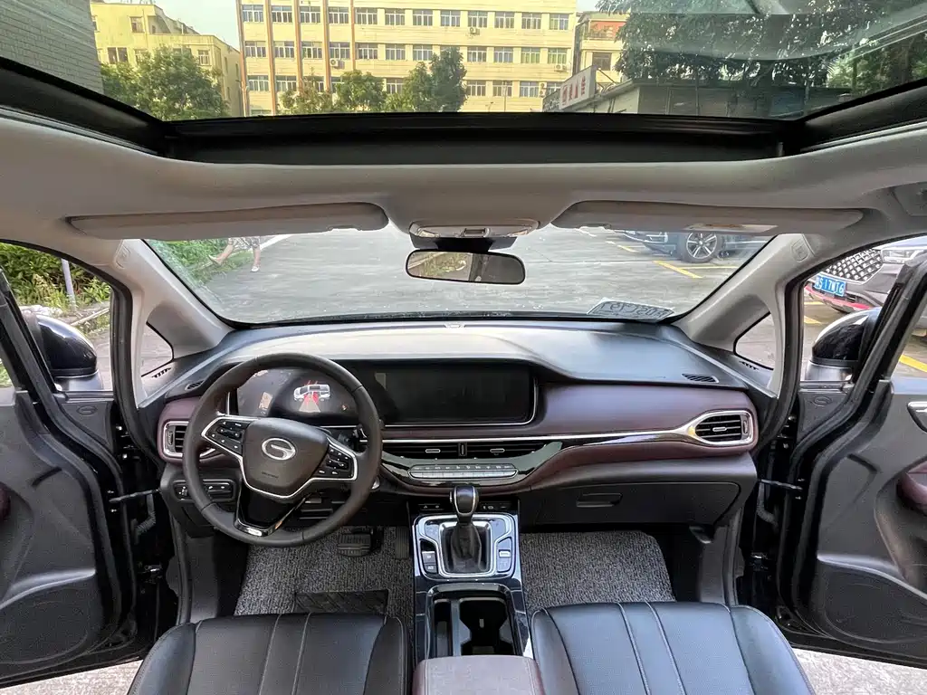 GAC Trumpchi M6 2023 — фото 11