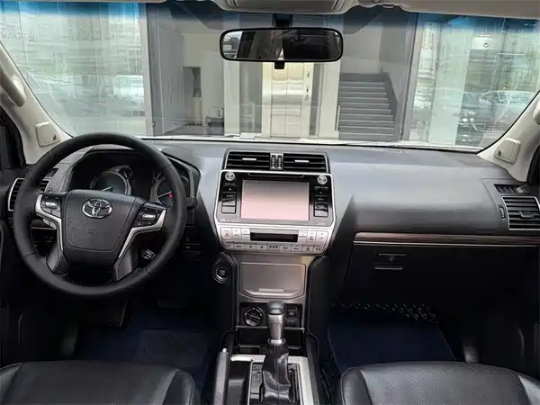 Toyota Prado 2020