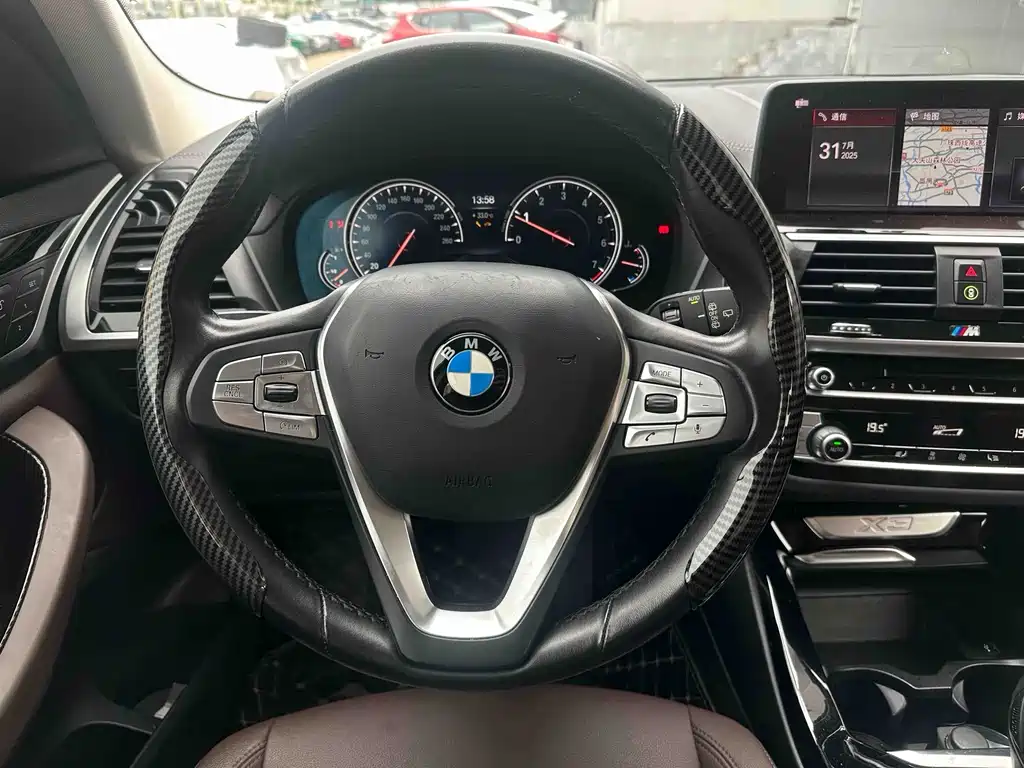 BMW X3 2019 — фото 11