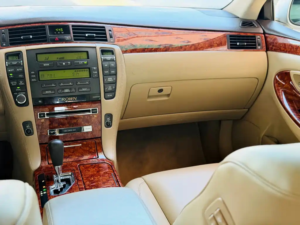 Toyota Crown 2008 — фото 10