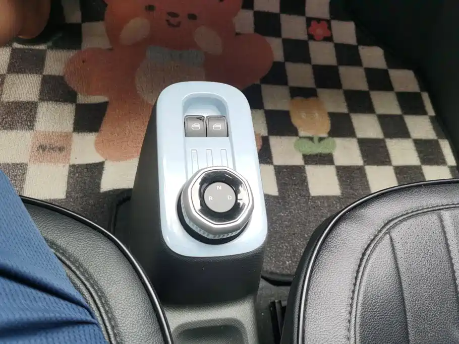 Geely Galaxy Panda 2023 — фото 16