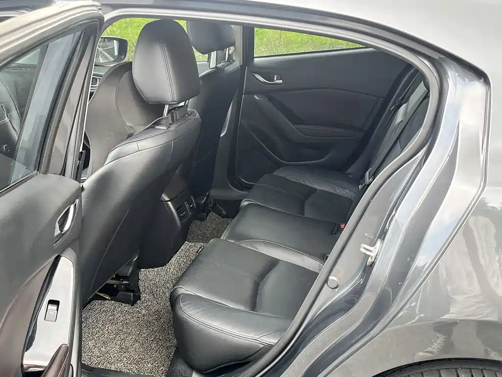 Mazda 3 Axela 2017