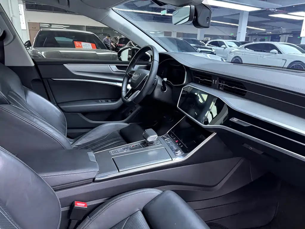Audi A7 2024 — фото 12