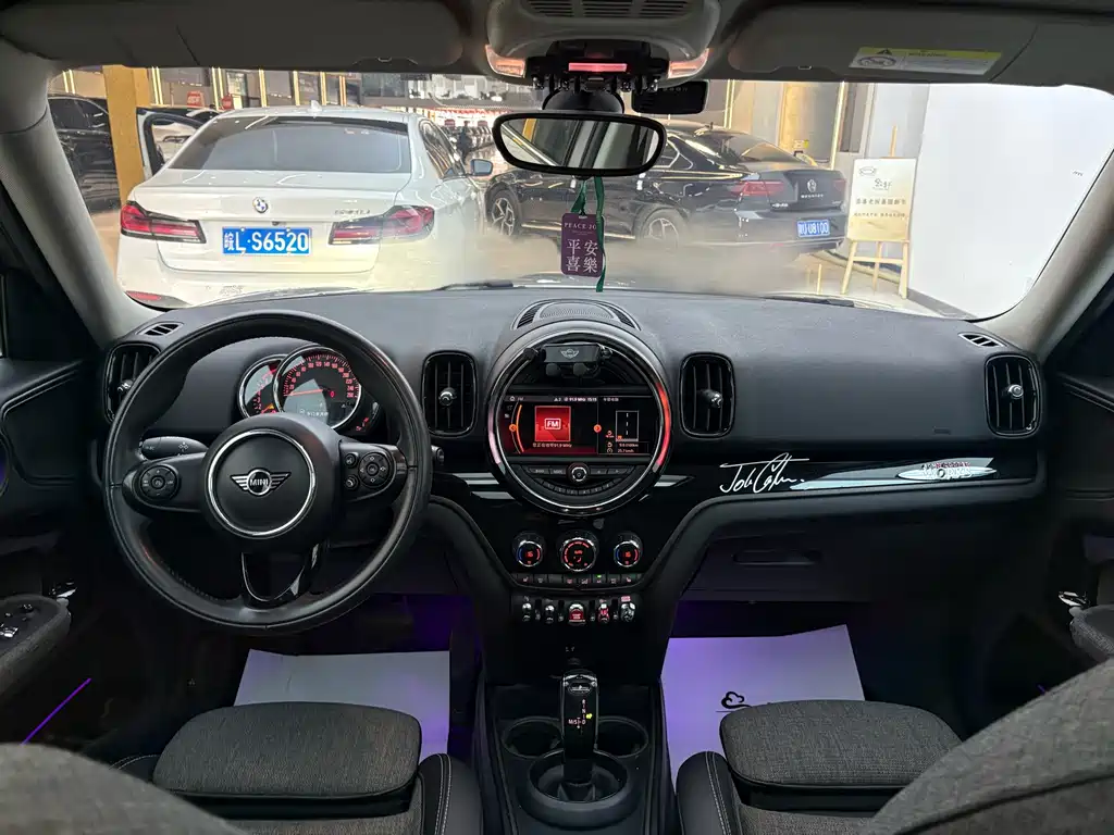 MINI Countryman 2020 — фото 15