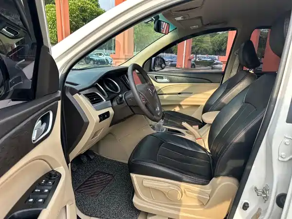 Baojun 730 2016