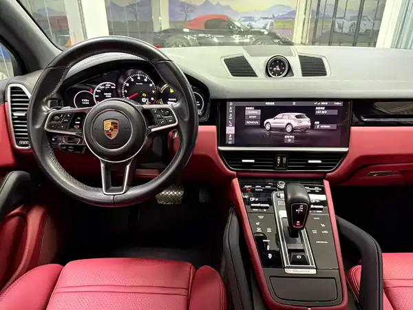 Porsche Cayenne 2020