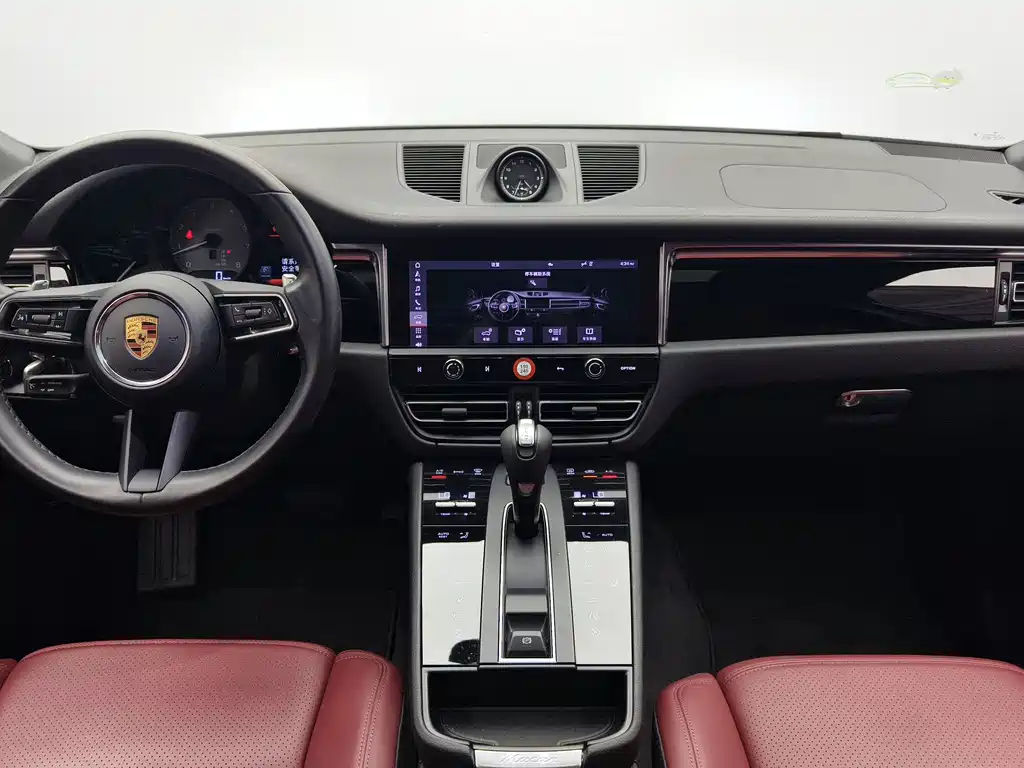Porsche Macan 2022 — фото 9