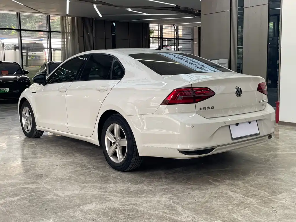 Volkswagen Lamando 2021